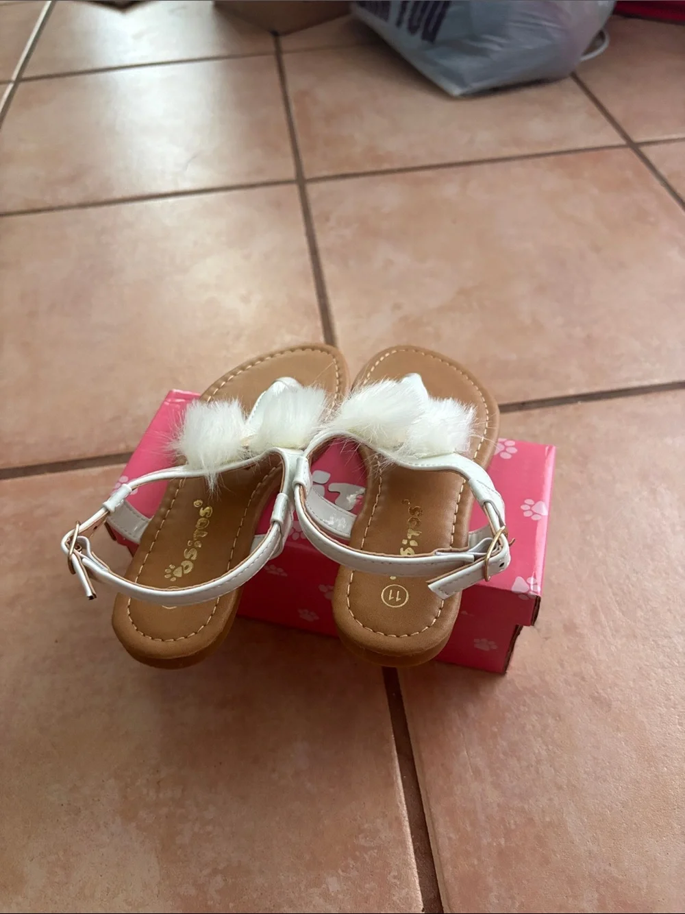 Girls White Faux Fur T-Strap Sandals with Ankle Strap